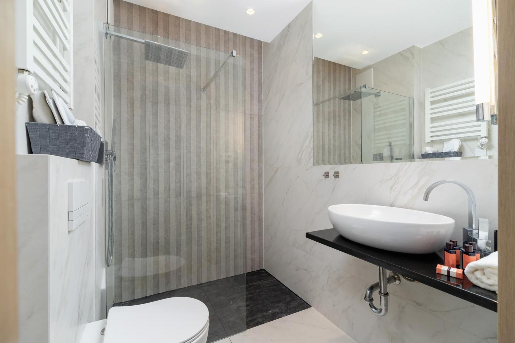 Modern Cracow Old Town By Renters Apartment Krakow
